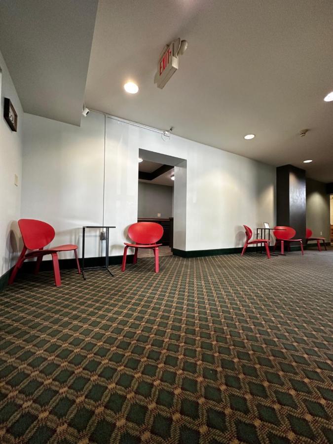 Valued Stay Aloha Madison Exterior foto