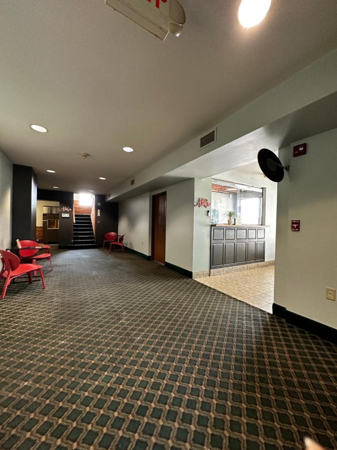 Valued Stay Aloha Madison Exterior foto