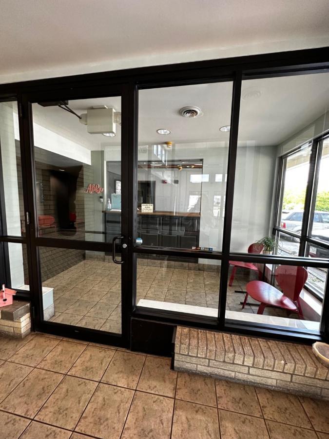 Valued Stay Aloha Madison Exterior foto